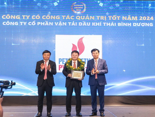 hinh lanh dao.jpg