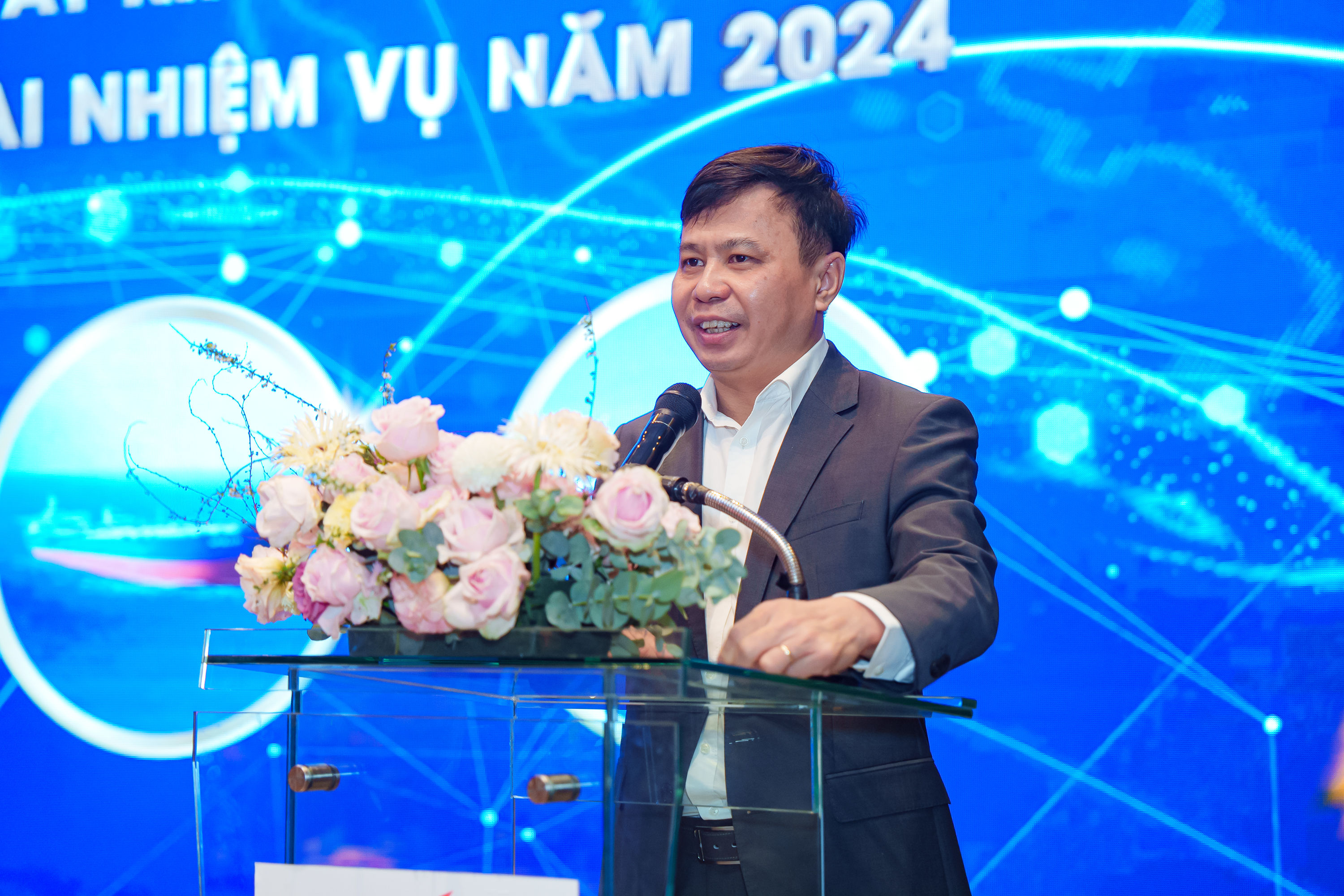 HUY-237.jpg